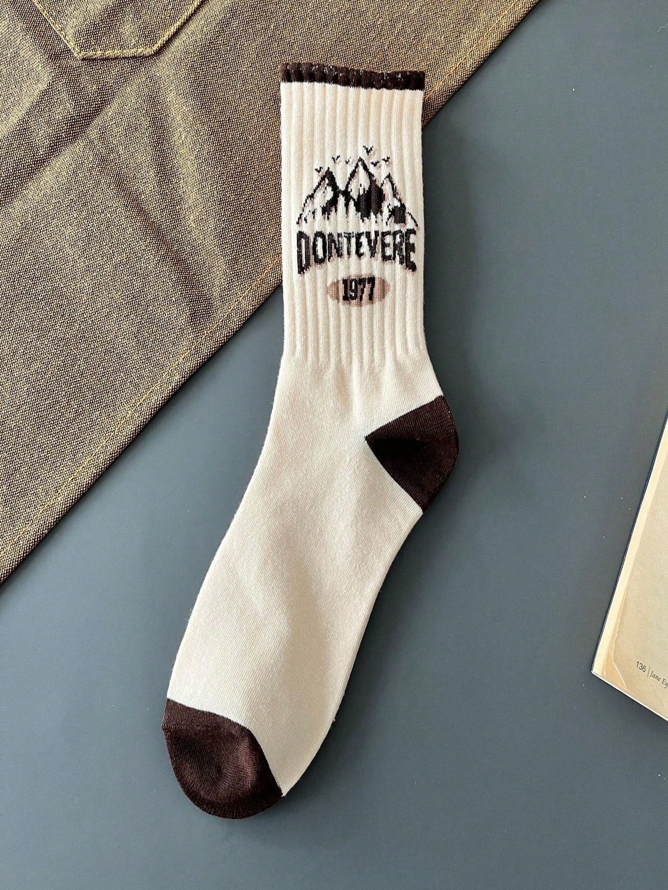 8 Pairs Of Socks Coffee Color American Men's Mid-Tube Winter Socks Deodorant Mid-Tube Sports Men's Socks Are Suitable For Everyday Use White