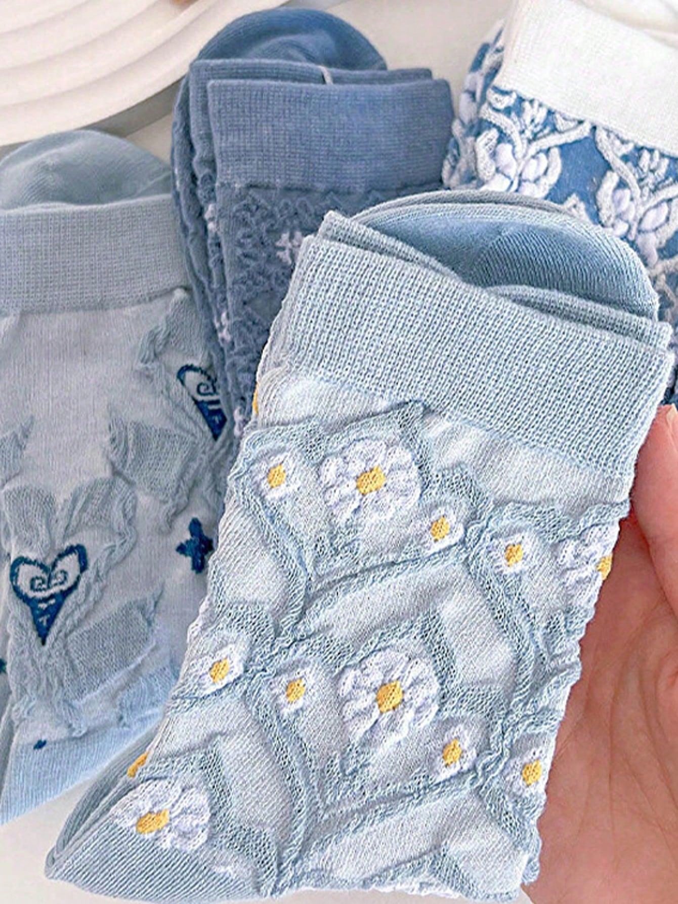 20pairs Women Retro 3D Floral Print Casual Comfortable Mid-Calf Socks Multicolor