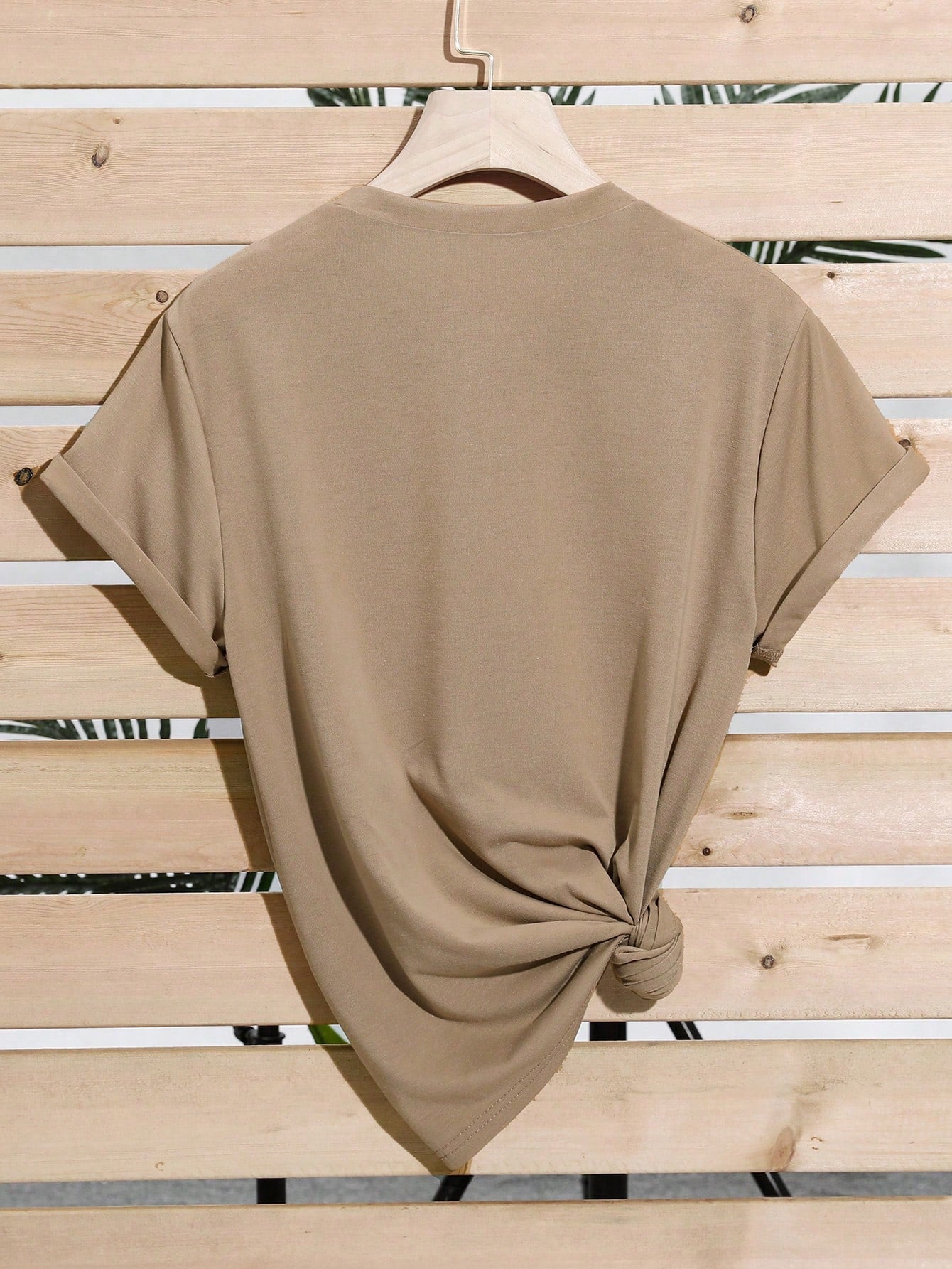SHEIN Women's Solid Color Simple Crewneck Short-Sleeved Summer T-Shirt, Daily Wear Mocha Brown