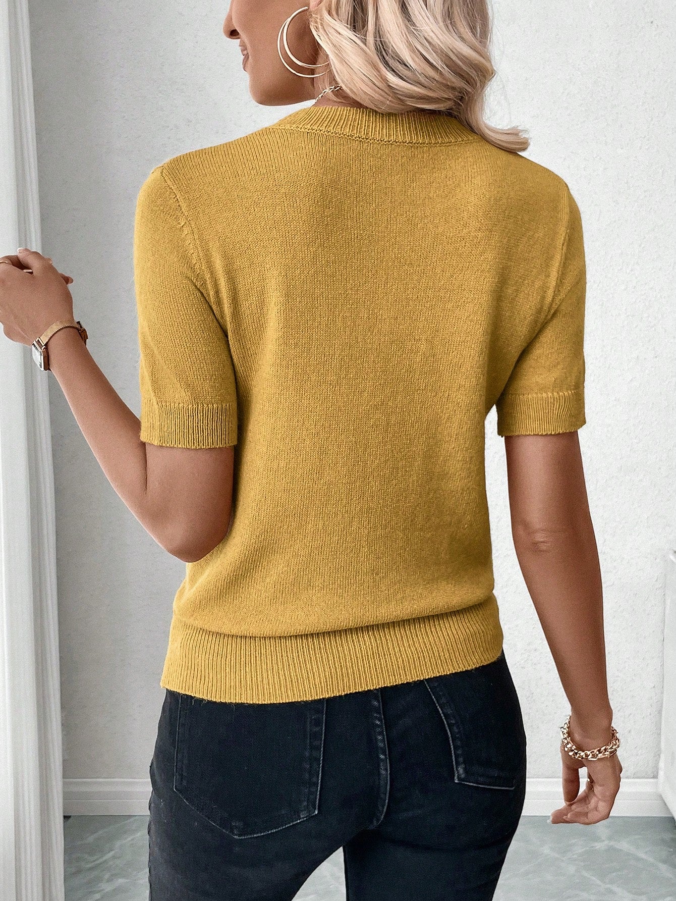 SHEIN Franclia Women's Solid Color Simple Daily Round Neck Short Sleeve Knit Top Mustard Yellow