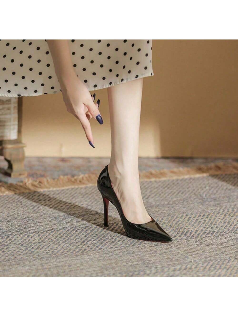 Ladies New Style Red Bottom Black High Heels Female Stilettos Sexy Nightclub Patent Leather Desire Style Banquet Dinner Ladies High Heels Single Shoes Black-7cm