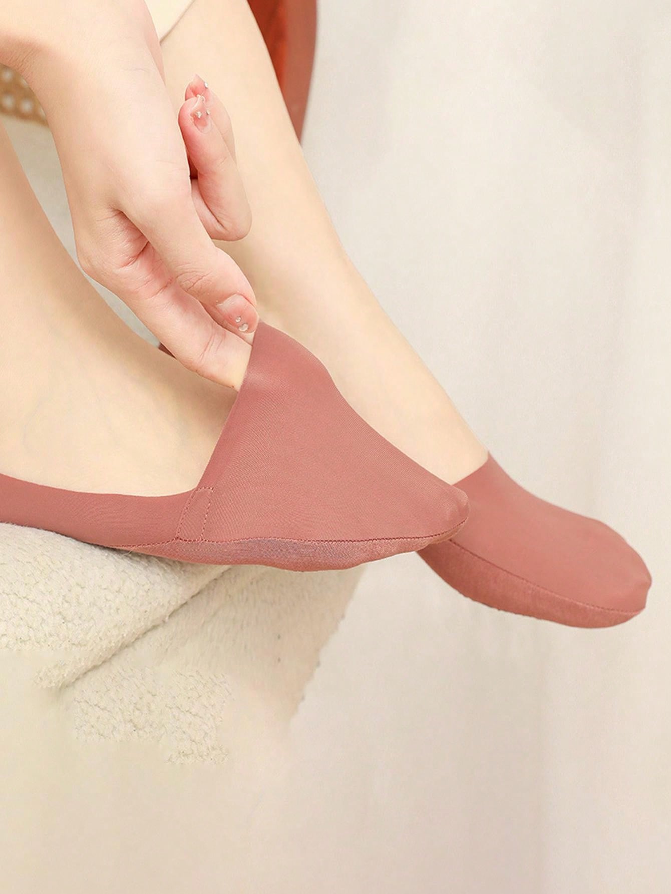6 Pairs Solid Color Soft Lightweight No Show Socks For Women, Comfortable Low Cut Ankle Socks Multicolor